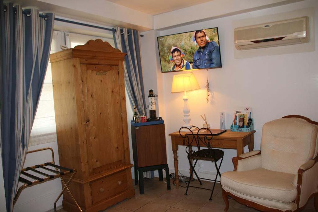 Hostellerie Du Prieure Saint-Prix (Val d'Oise) Exterior foto