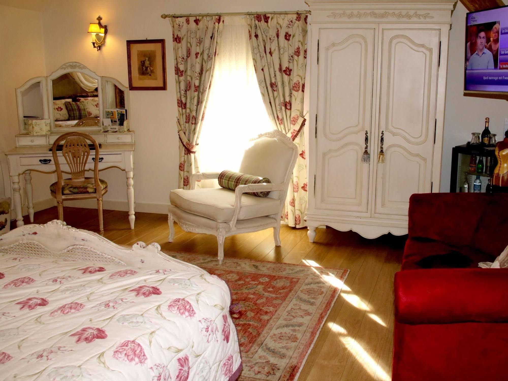 Hostellerie Du Prieure Saint-Prix (Val d'Oise) Exterior foto